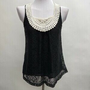 Ultra Pink Black and White blouse with beautiful Crochet Detail - size medium